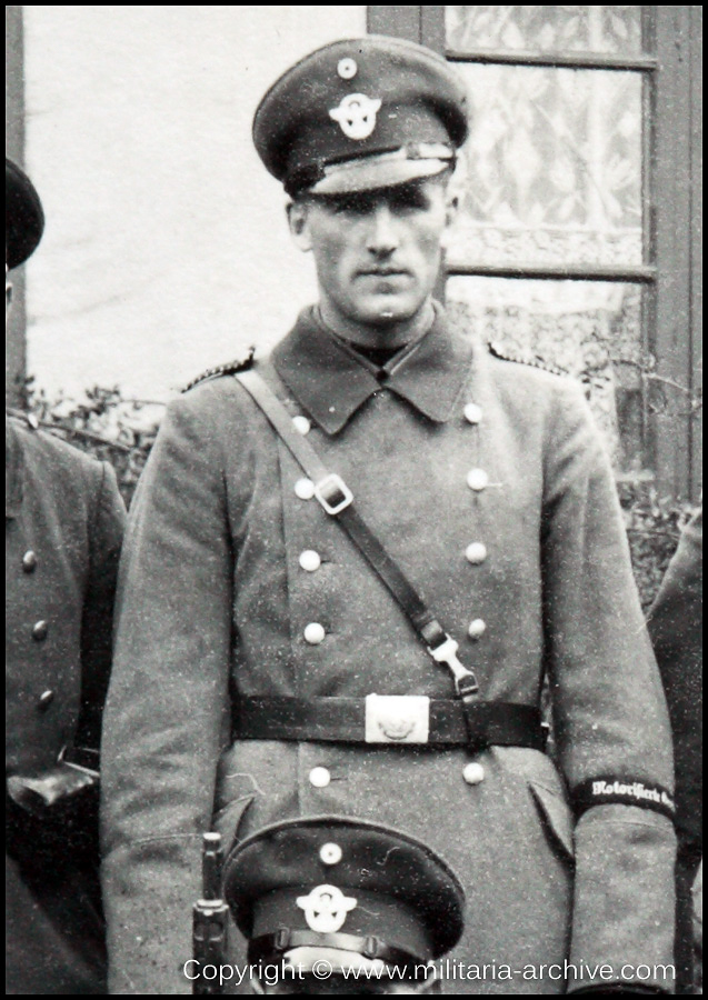 Polizei Bataillon 106, Kiel 1939. Instructor with Motorisierte Gendarmerie armband.