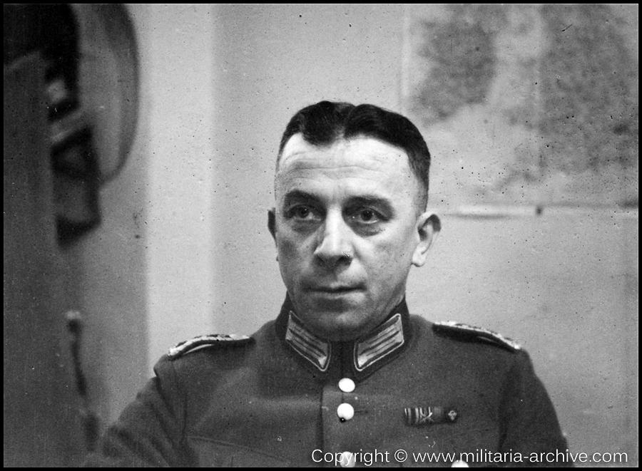 Polizei Bataillon 106, 9.Komp, Krakau, Poland 1940. Pol.Meister Koschinski. 