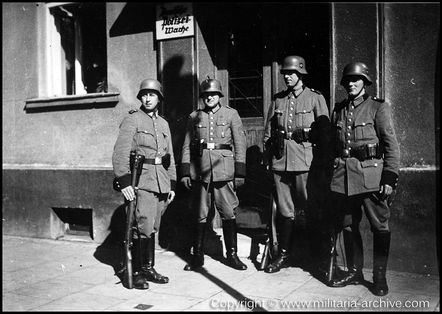 Polizei Bataillon 106, 9.Komp, Krakau, Poland 1940. In Krakau. 