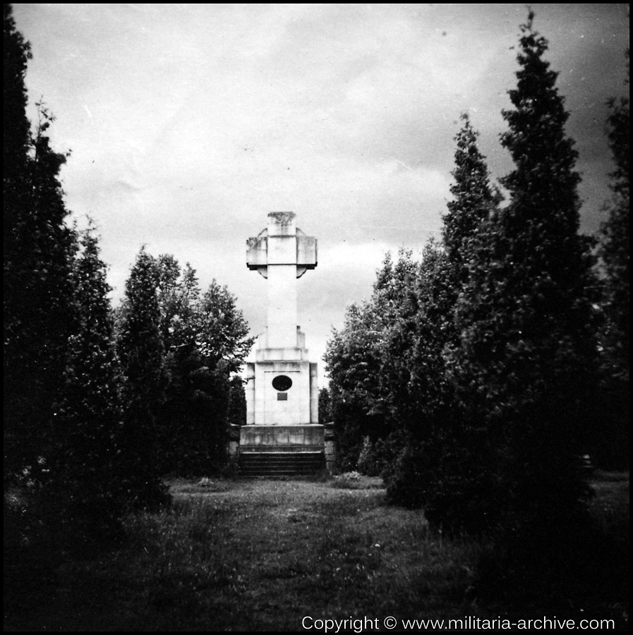 Polizei Bataillon 106, 9.Komp, Gorlice, Poland 1940. 1914 - 1915 monument.