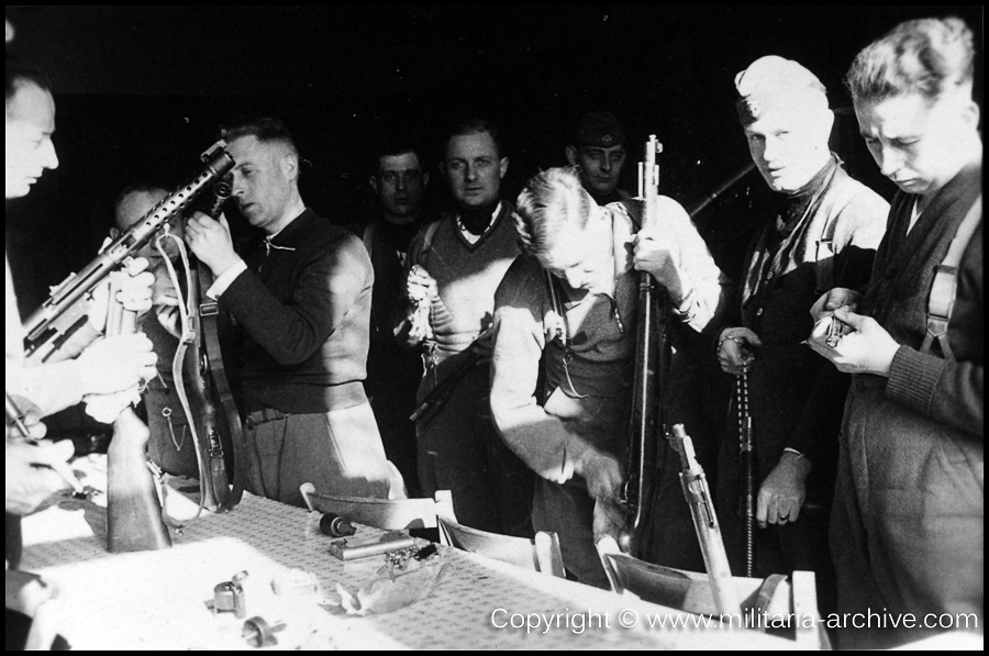 Polizei Bataillon 106, 9.Komp, Hamburg, Bundestrasse Kaserne, Germany 1940.