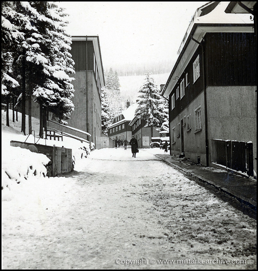 Kraftfahr- und Verkehrsschule der Gendarmerie / Gendarmerie-Schule (mot) Suhl. 1936-1938. 'Lagerstrasse.'