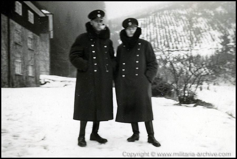 Kraftfahr- und Verkehrsschule der Gendarmerie / Gendarmerie-Schule (mot) Suhl. 1936-1938. 'Kalte Tage.'