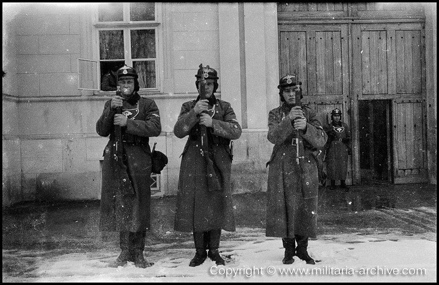 NSKK Kurier Kompanie Polen, 1939 -1940. Picture identified as Krakau.