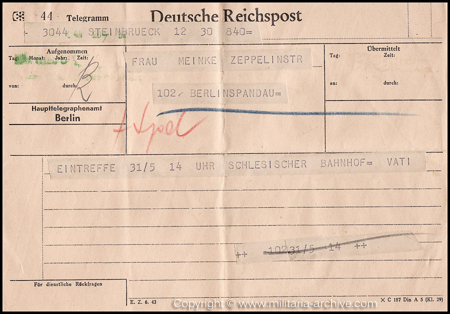 Collection of over180 items of Feldpost, Letters, Postcards, Telegraphs belonging to Polizei Obersekretär Adolf Meinke. The period covered includes 3.Komp, Pol.Btl.181, Polizei-Bataillon 2, 1. Kompanie Pol.Rgt 1, Pol.Rgt 14.