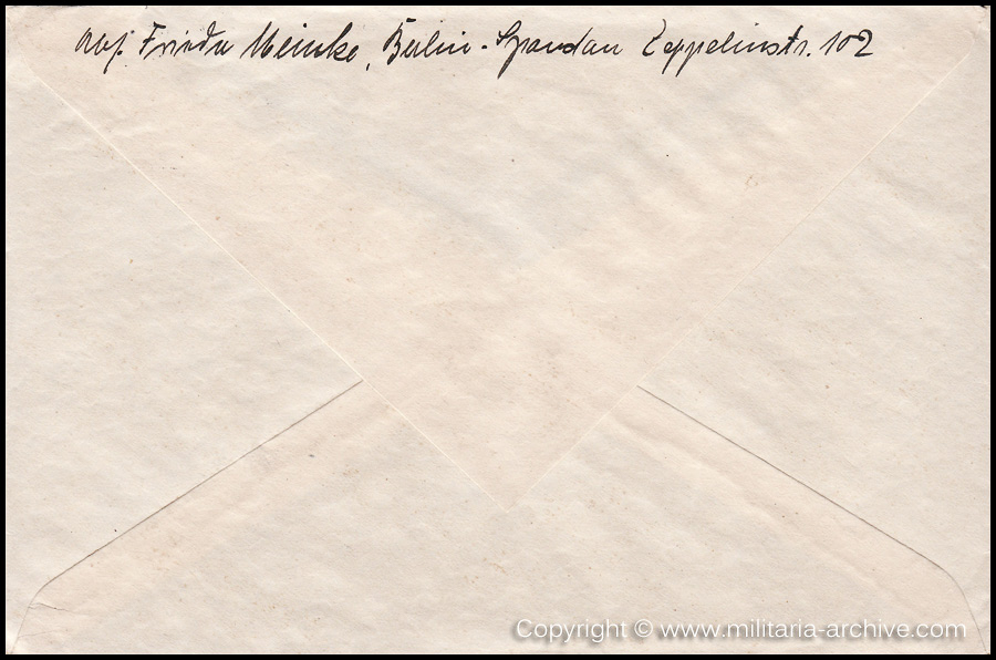 Collection of over180 items of Feldpost, Letters, Postcards, Telegraphs belonging to Polizei Obersekretär Adolf Meinke. The period covered includes 3.Komp, Pol.Btl.181, Polizei-Bataillon 2, 1. Kompanie Pol.Rgt 1, Pol.Rgt 14.