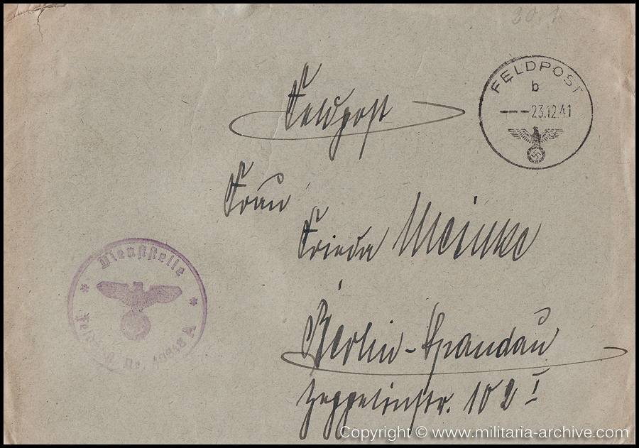 Collection of over180 items of Feldpost, Letters, Postcards, Telegraphs belonging to Polizei Obersekretär Adolf Meinke. The period covered includes 3.Komp, Pol.Btl.181, Polizei-Bataillon 2, 1. Kompanie Pol.Rgt 1, Pol.Rgt 14.