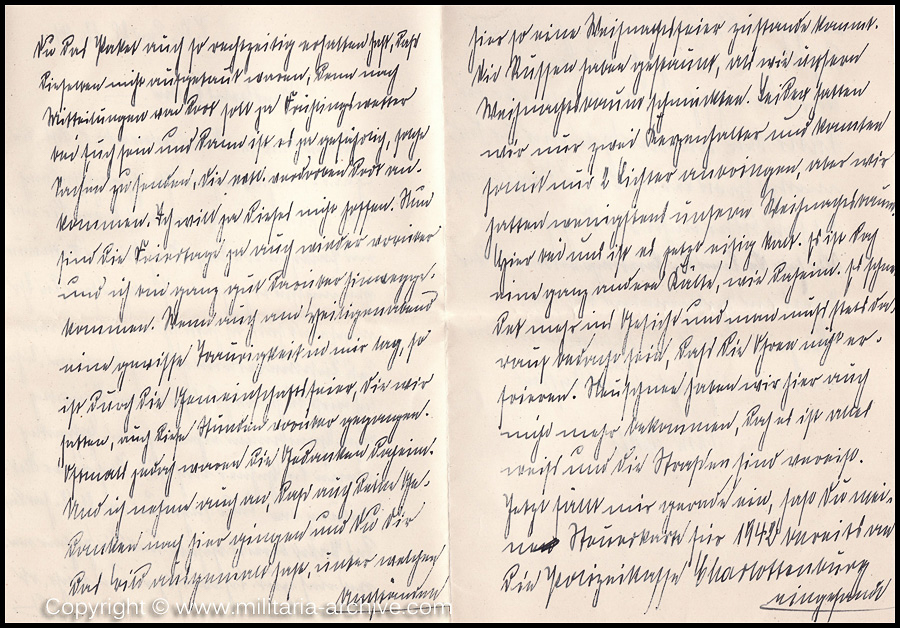 Collection of over180 items of Feldpost, Letters, Postcards, Telegraphs belonging to Polizei Obersekretär Adolf Meinke. The period covered includes 3.Komp, Pol.Btl.181, Polizei-Bataillon 2, 1. Kompanie Pol.Rgt 1, Pol.Rgt 14.