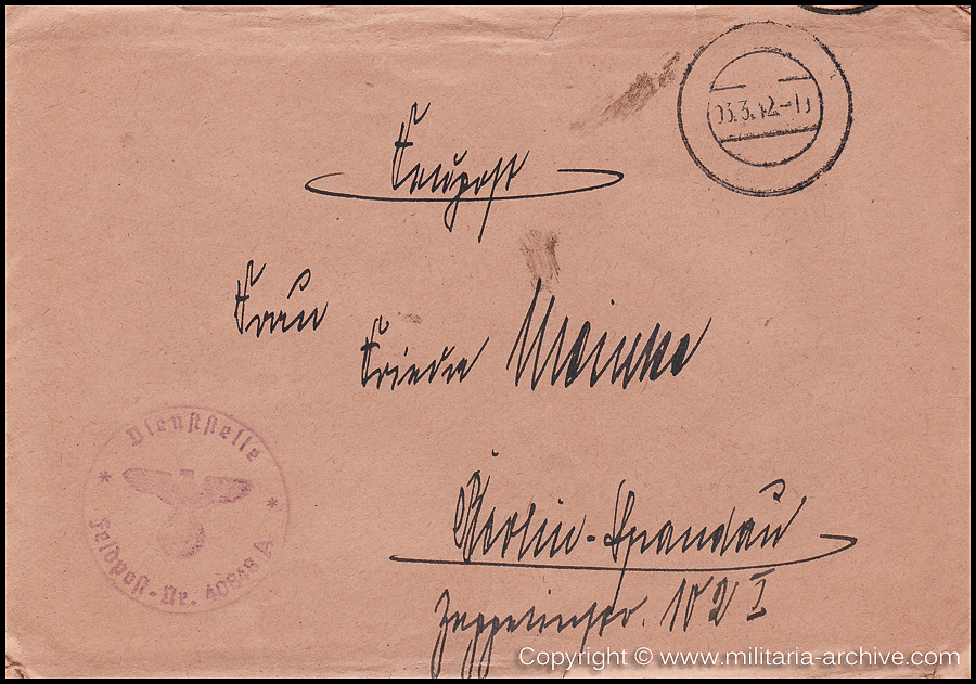 Collection of over180 items of Feldpost, Letters, Postcards, Telegraphs belonging to Polizei Obersekretär Adolf Meinke. The period covered includes 3.Komp, Pol.Btl.181, Polizei-Bataillon 2, 1. Kompanie Pol.Rgt 1, Pol.Rgt 14.