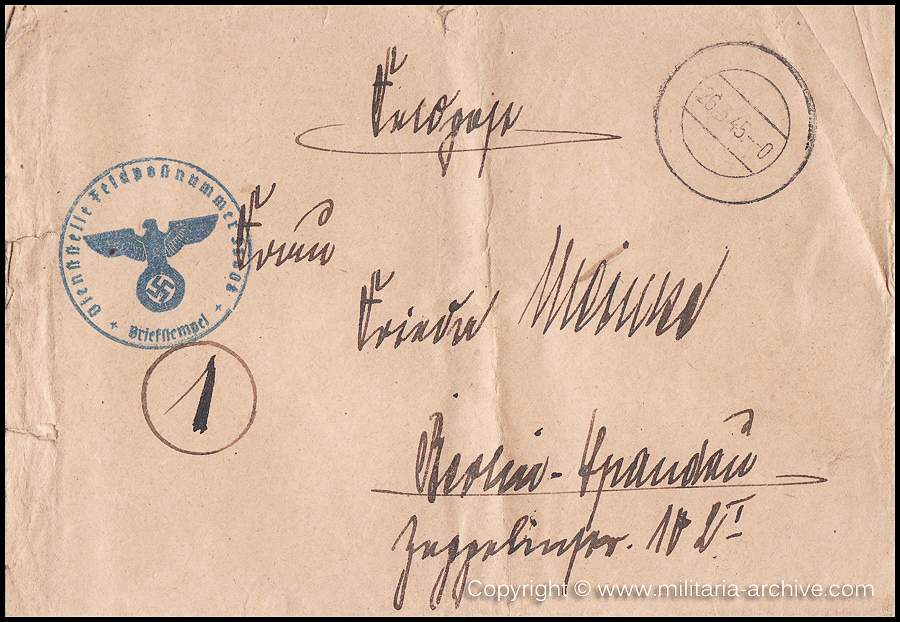 Collection of over180 items of Feldpost, Letters, Postcards, Telegraphs belonging to Polizei Obersekretär Adolf Meinke. The period covered includes 3.Komp, Pol.Btl.181, Polizei-Bataillon 2, 1. Kompanie Pol.Rgt 1, Pol.Rgt 14.