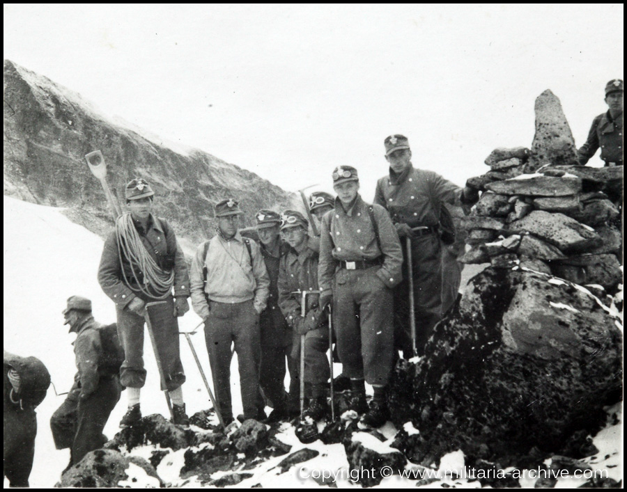 Polizei Bataillon 302, SS-Polizei-Gebirgsjäger-Regiment 18 - 1939 - 1943.