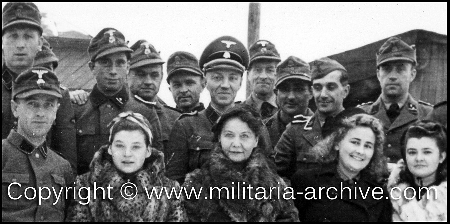 Assorted images believed Einsatzgruppe-B, Sonderkommando 7