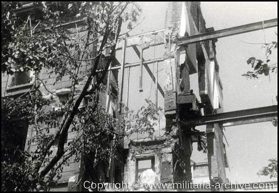 Aftermath of the Bombing of Lyon, Friday, May 26, 1944. The building 14, avenue Berthelot is from May 1943 the headquarters of an Einsatzkommando of the Sipo German SD (police and service of German security in Lyon): section IV of the Gestapo, led by Klaus Barbie. 
